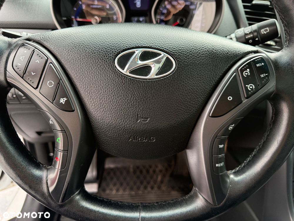 Hyundai i30 1.6 CRDI Passion - 34