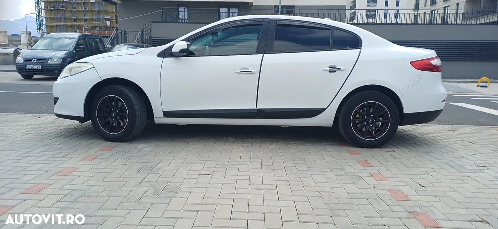 Renault Fluence 1.6 16V Expression - 9