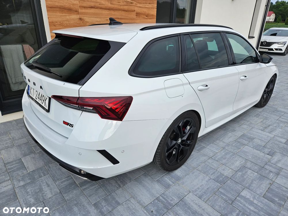 Skoda Octavia 2.0 TSI RS DSG - 5