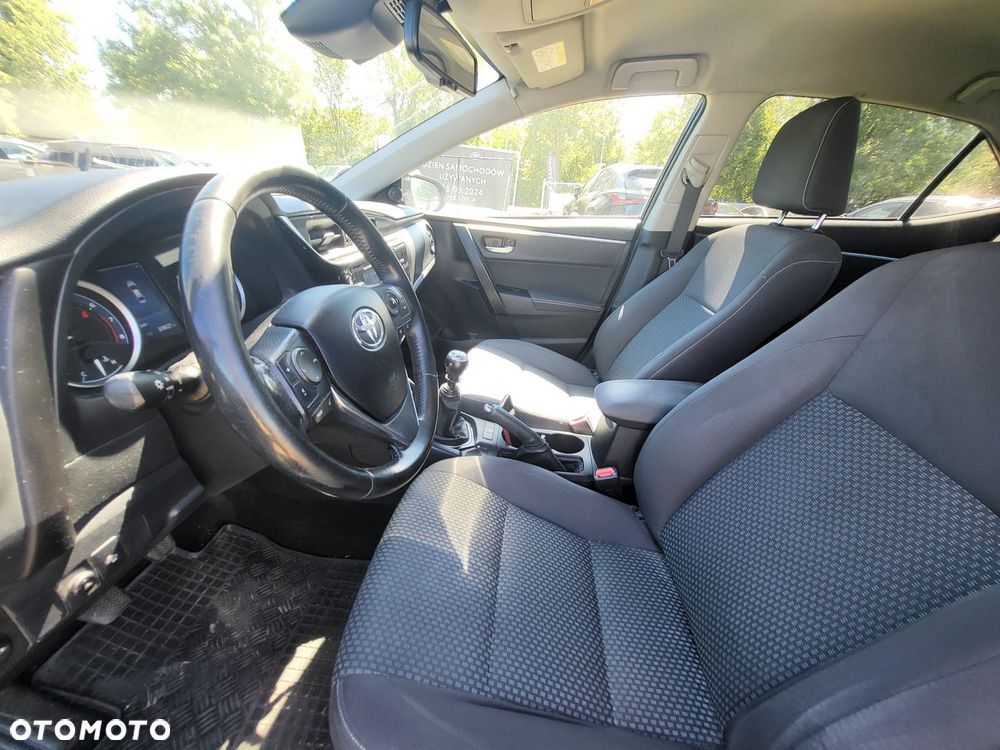 Toyota Corolla 1.6 Premium EU6 - 17