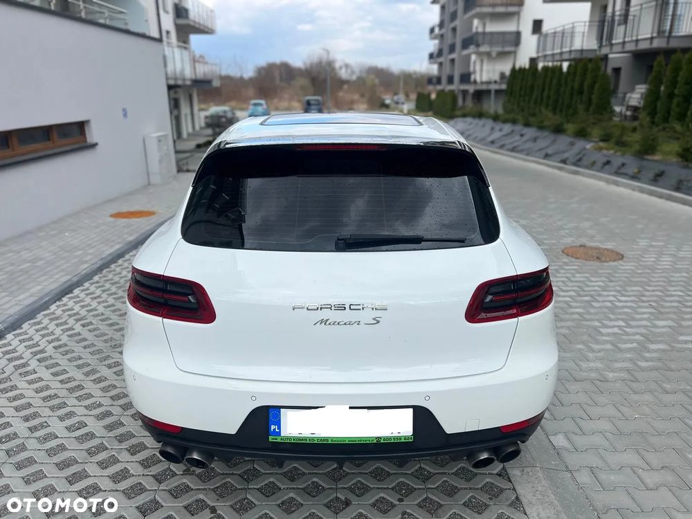Porsche Macan - 32