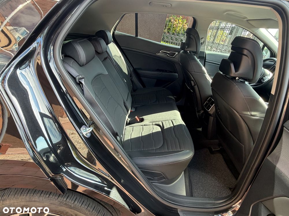 Kia Sportage 1.6 T-GDI MHEV Business Line 2WD DCT - 9