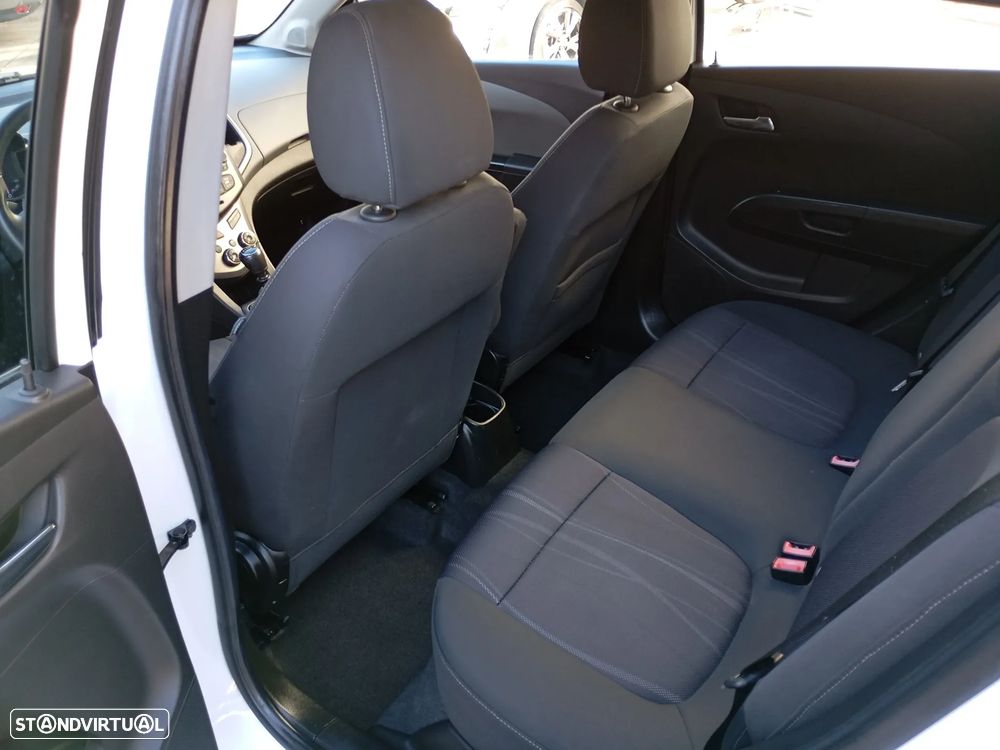 Chevrolet Aveo 1.2 LS ECO - 11