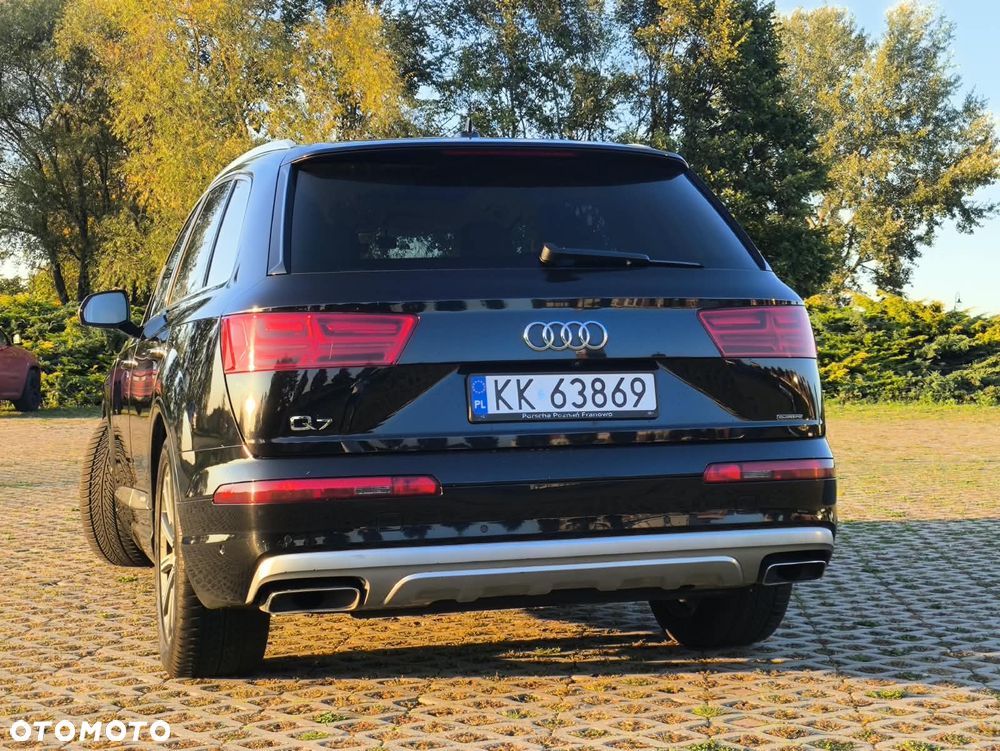 Audi Q7 3.0 TDI Quattro Tiptr - 24