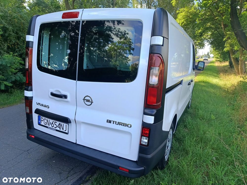 Opel Vivaro - 26