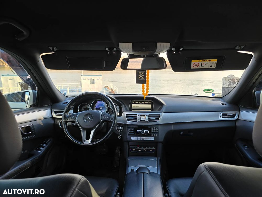 Mercedes-Benz E 300 BLUETEC - 10