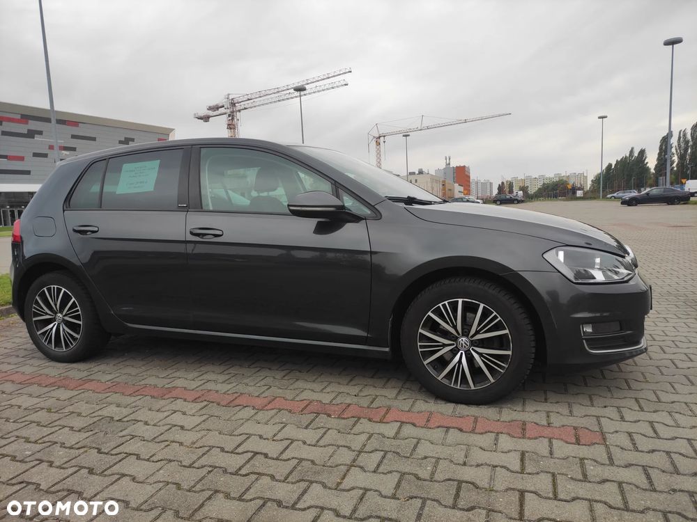 Volkswagen Golf 1.6 TDI BlueMotion Technology Allstar - 7