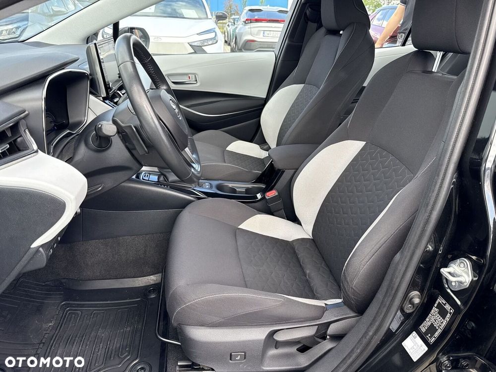Toyota Corolla 2.0 Hybrid Comfort - 13