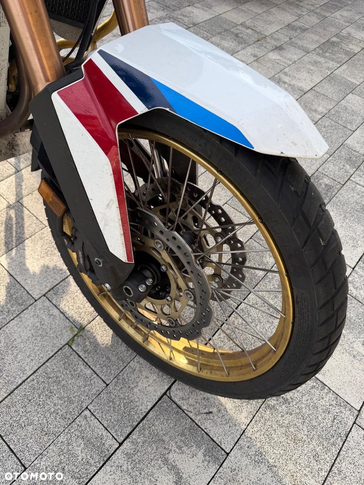Honda CRF - 18