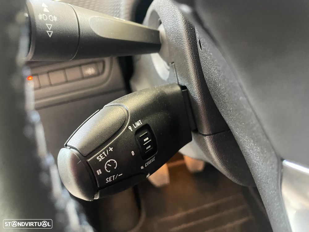 Peugeot 2008 1.6 BlueHDi Allure - 23