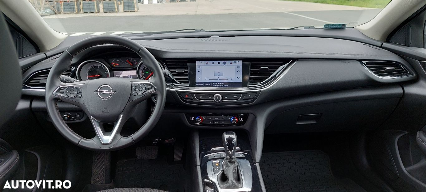 Opel Insignia - 14