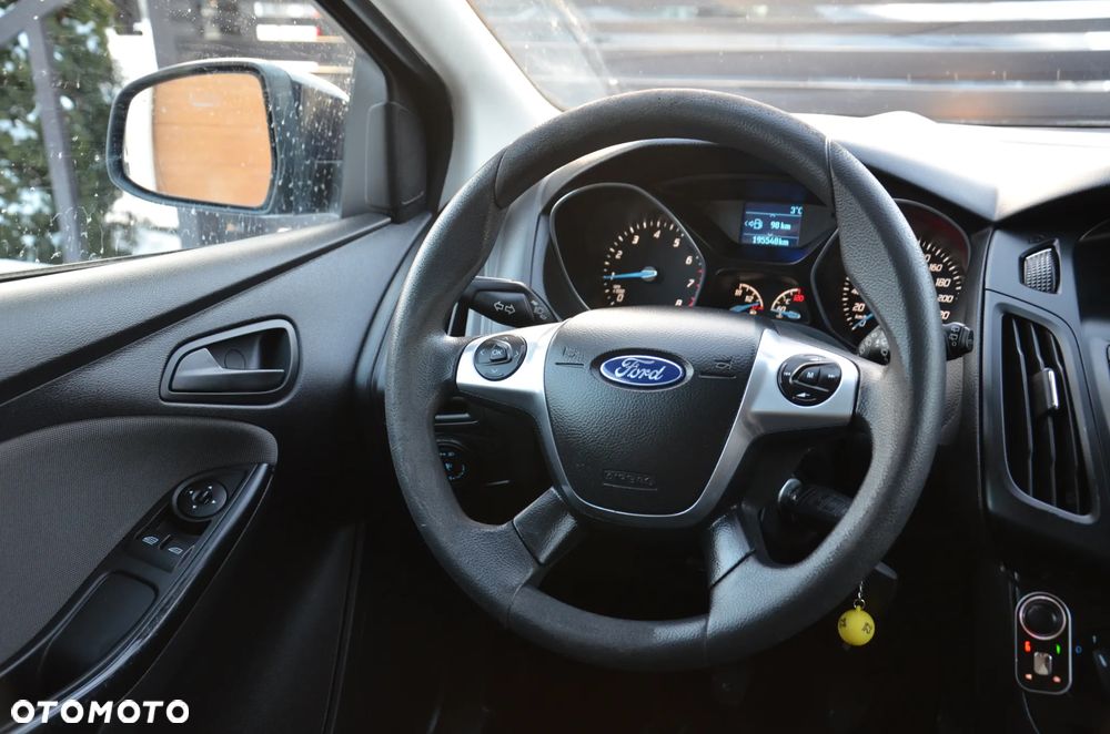Ford Focus 1.6 Ambiente Start - 19