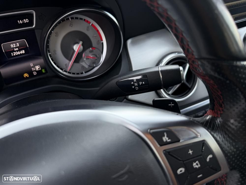 Mercedes-Benz GLA 180 d 7G-DCT AMG Line - 15