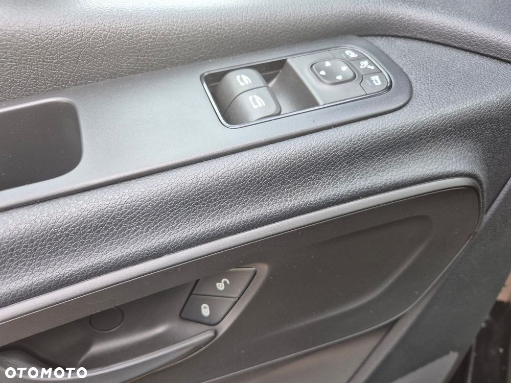 Mercedes-Benz Sprinter Sprinter - 12