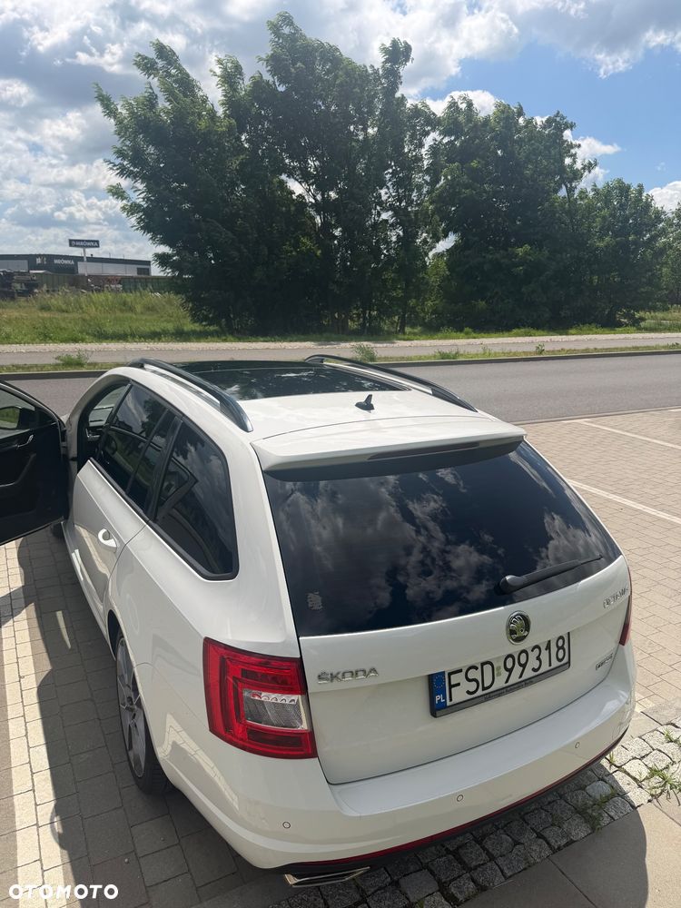 Skoda Octavia 2.0 TDI RS DSG - 13