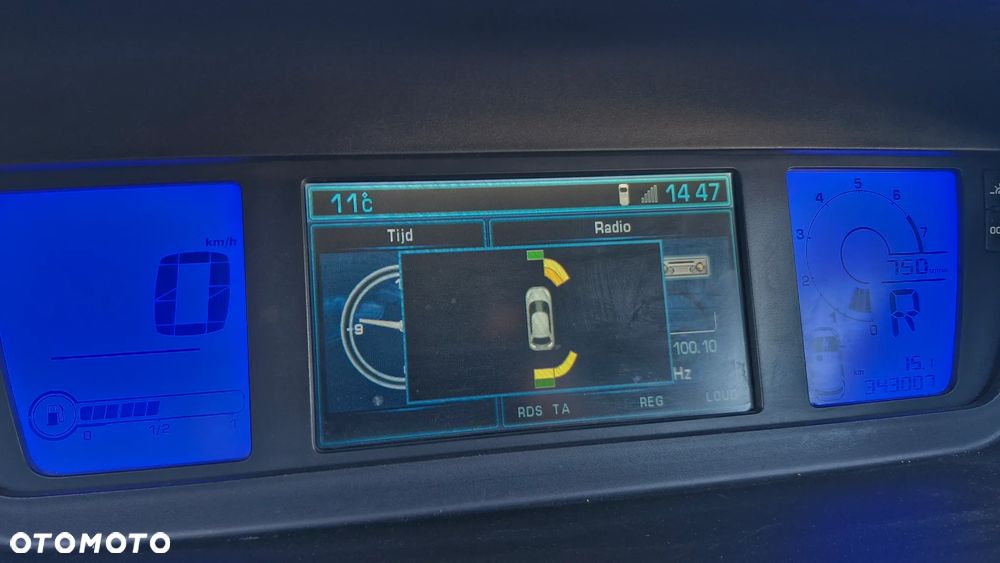 Citroën C4 Picasso 2.0 16V Exclusive - 34
