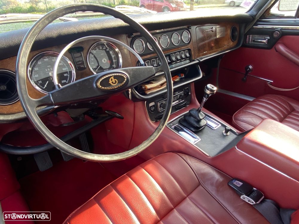 Daimler Sovereign - 8