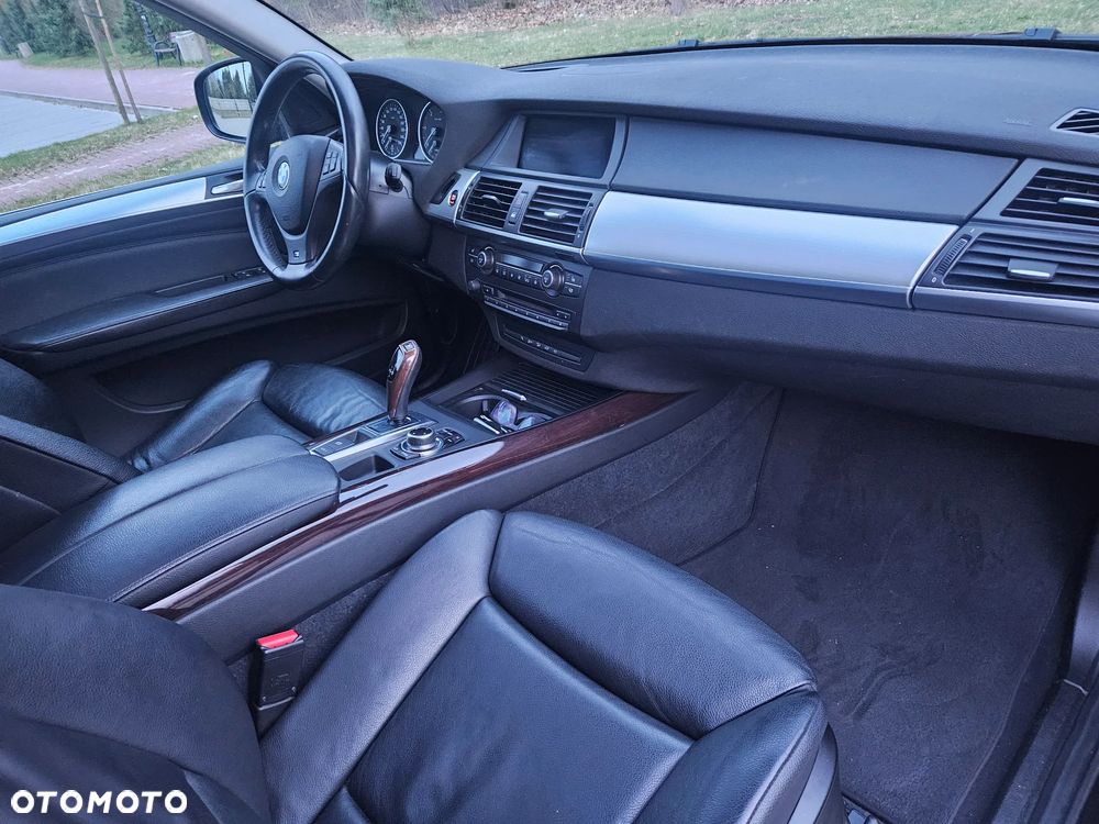 BMW X5 xDrive40d Edition Exclusive - 17