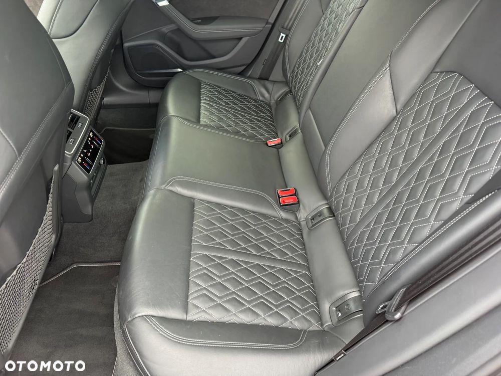 Audi S6 Limousine - 18