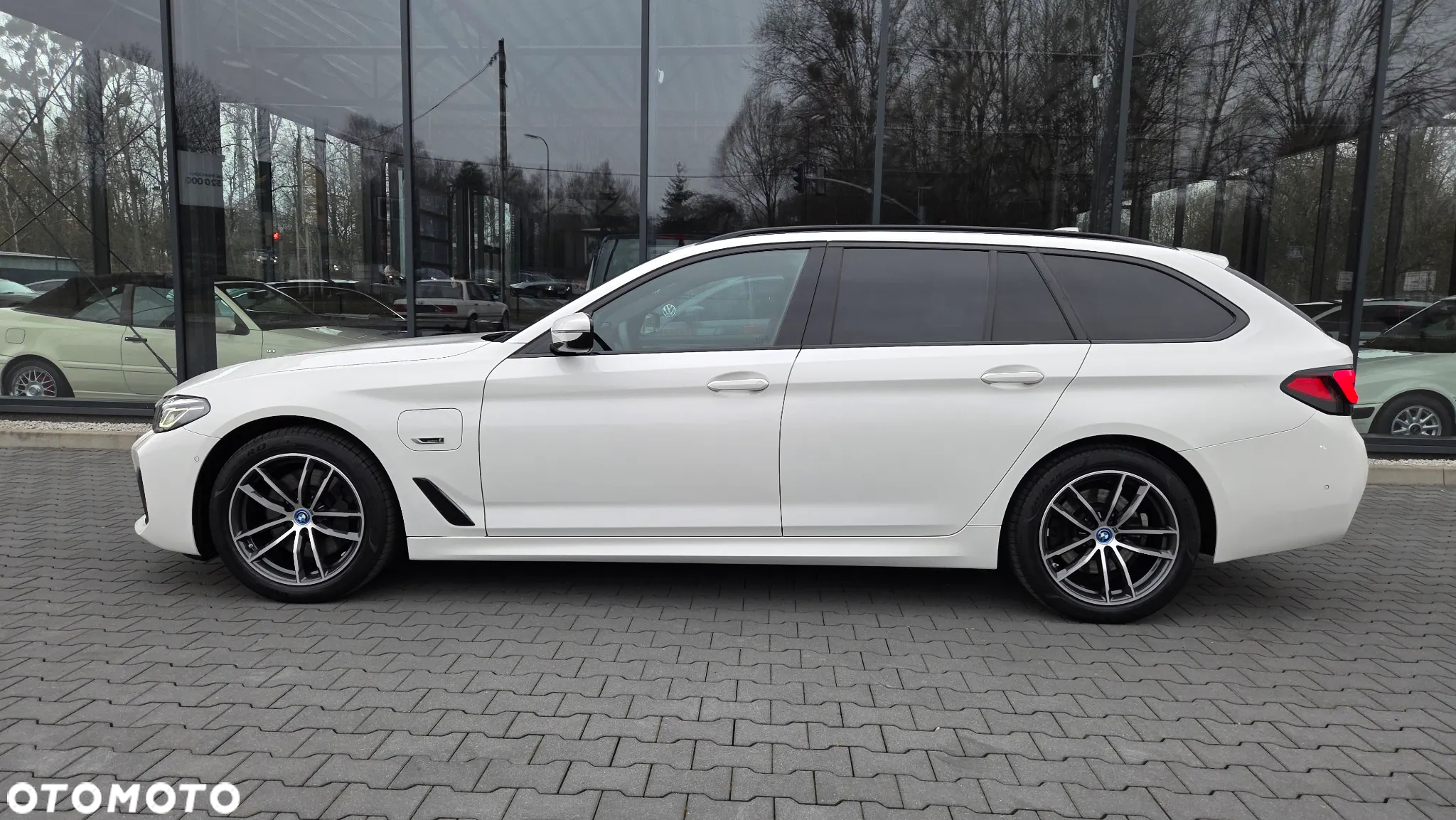BMW Seria 5 - 38