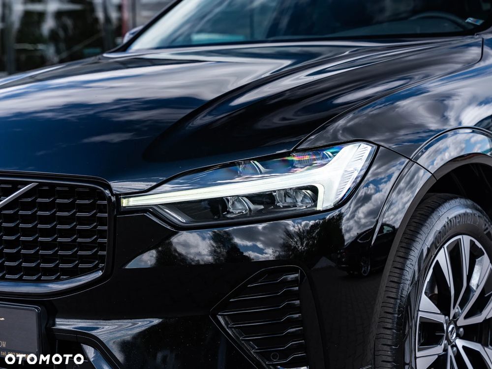 Volvo XC 60 B4 D Plus Dark - 16