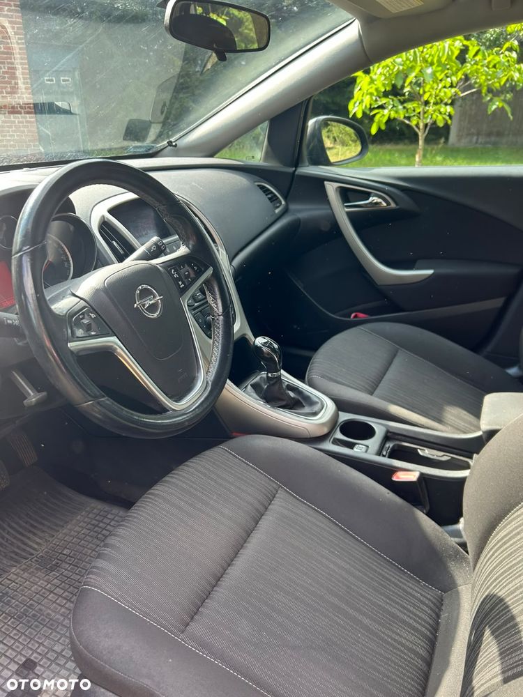 Opel Astra 1.6 - 9
