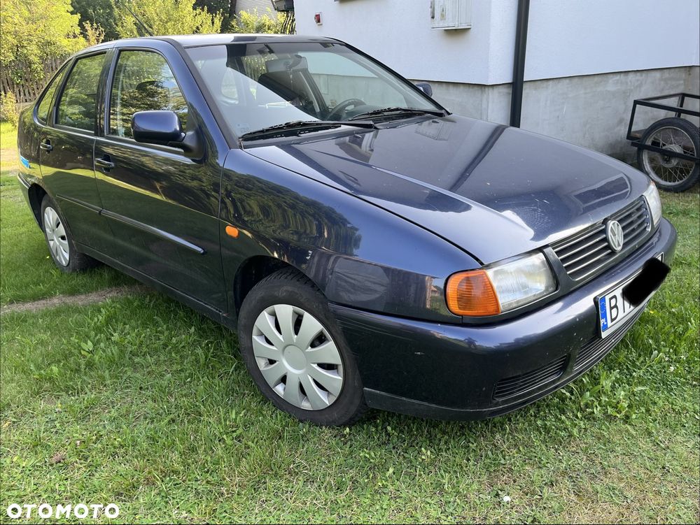 Volkswagen Polo - 5