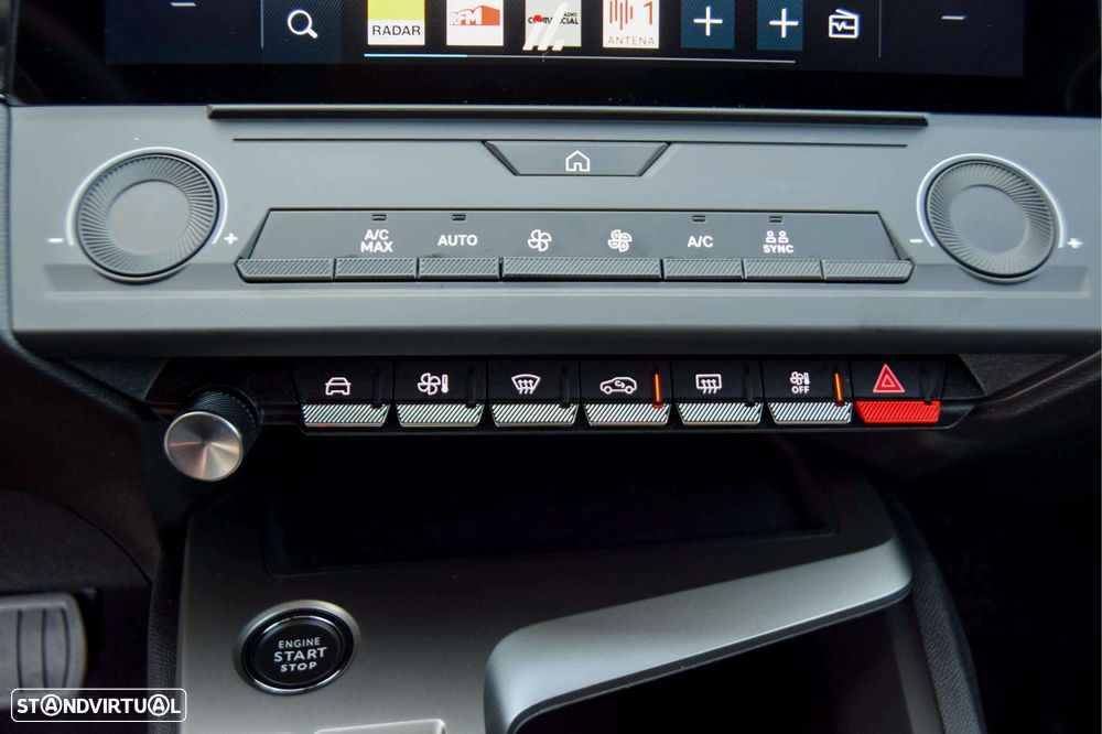 Peugeot 408 1.2 Hybrid Allure e-DCS6 - 15