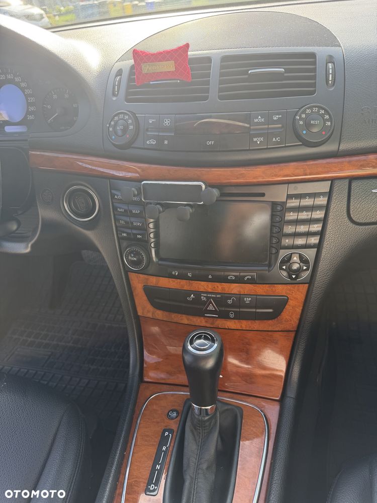 Mercedes-Benz Klasa E 200 CDI Automatik Classic - 15