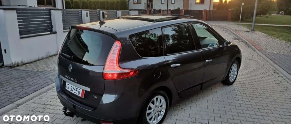 Renault Scenic TCe 130 Dynamique - 16