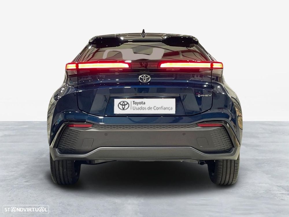Toyota C-Hr 2025 photo 4