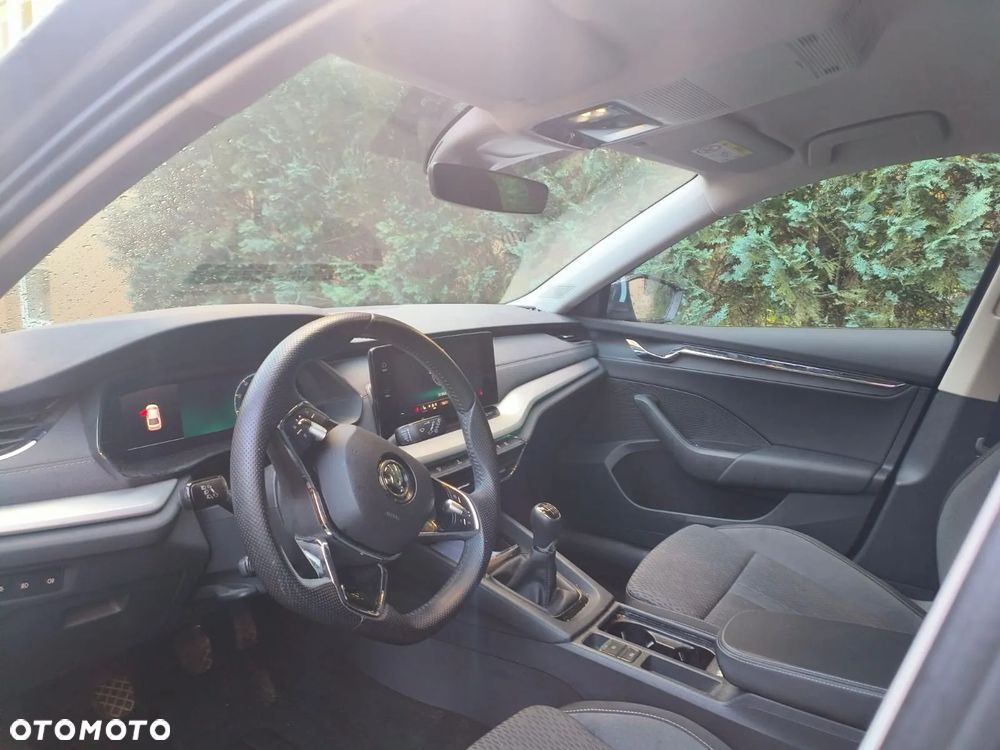 Skoda Octavia 1.5 TSI ACT Style - 5