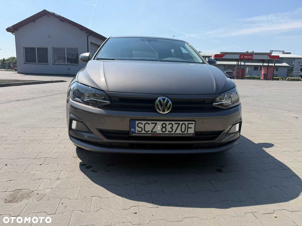 Volkswagen Polo - 1