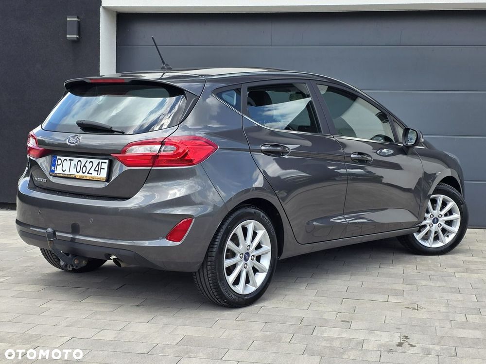 Ford Fiesta - 27