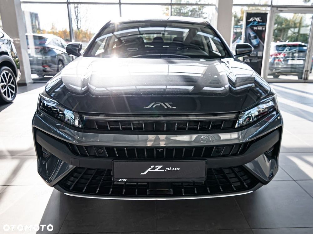 JAC J7 Plus CVT - 2