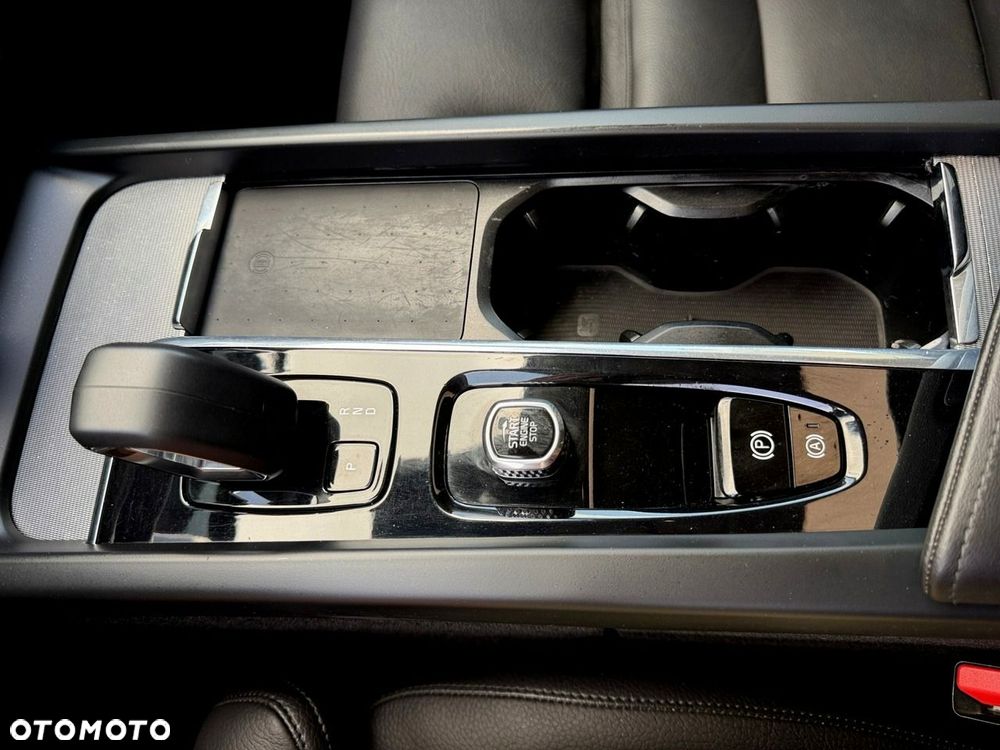 Volvo XC 60 - 31
