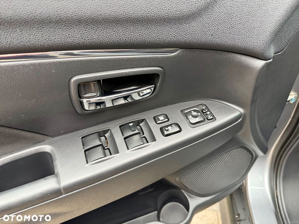 Mitsubishi ASX 1.6 2WD Intense - 11