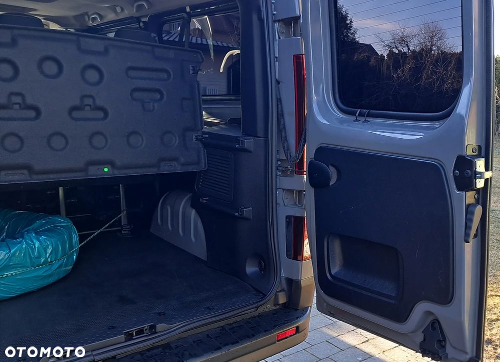 Renault Trafic 1.6 dCi - 23