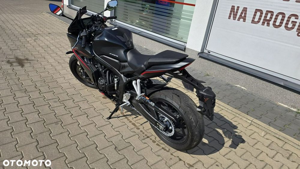 Honda CBR - 4