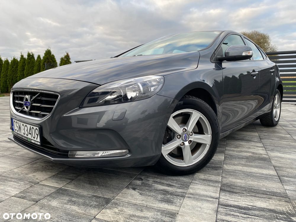 Volvo V40 T3 Momentum - 3