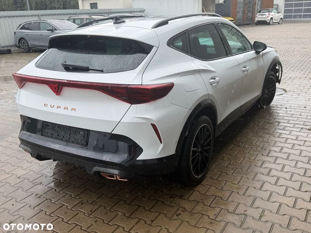 Cupra Formentor 1.5 e-Hybrid DSG - 3