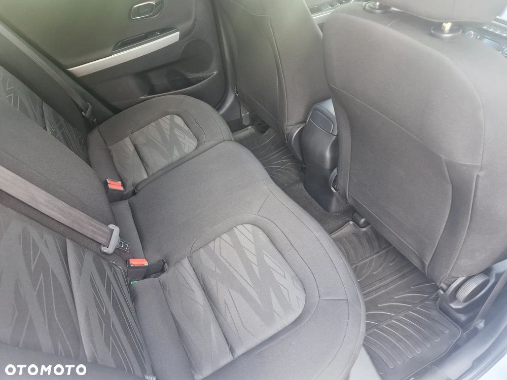 Kia Ceed 1.6 CRDi S - 17