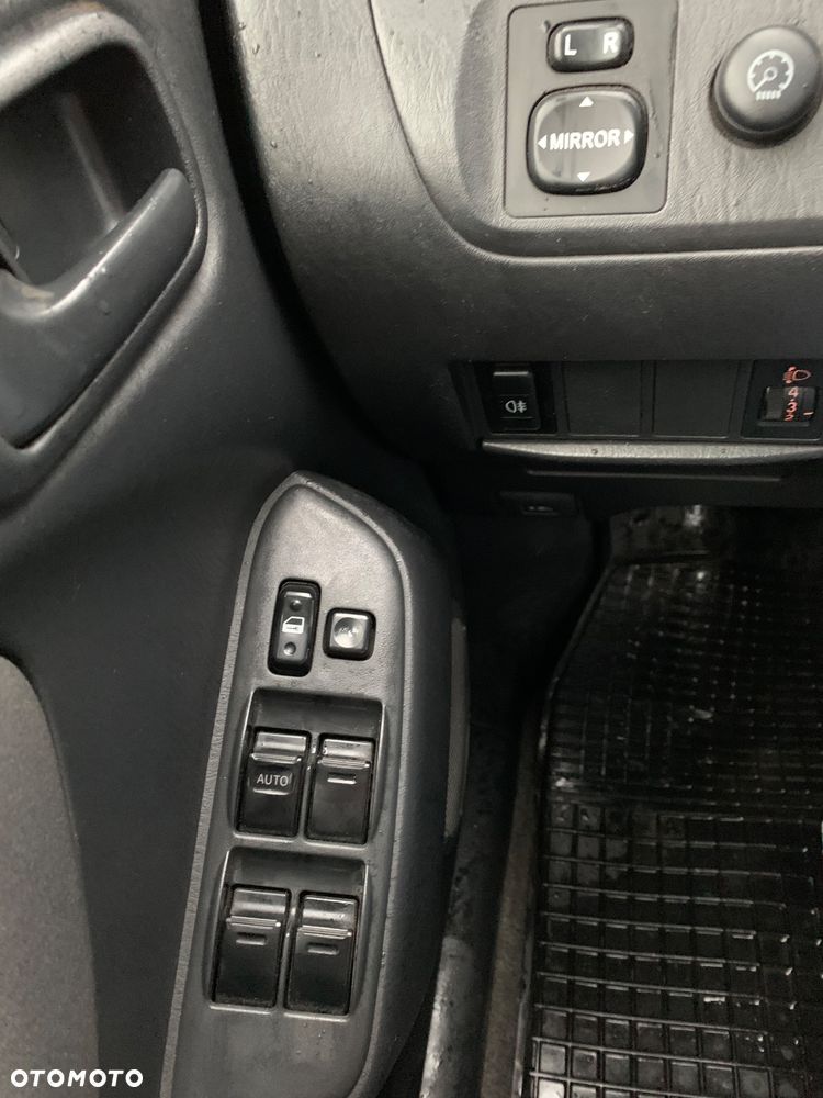 Toyota RAV4 2.0 VVT-i Luna - 16