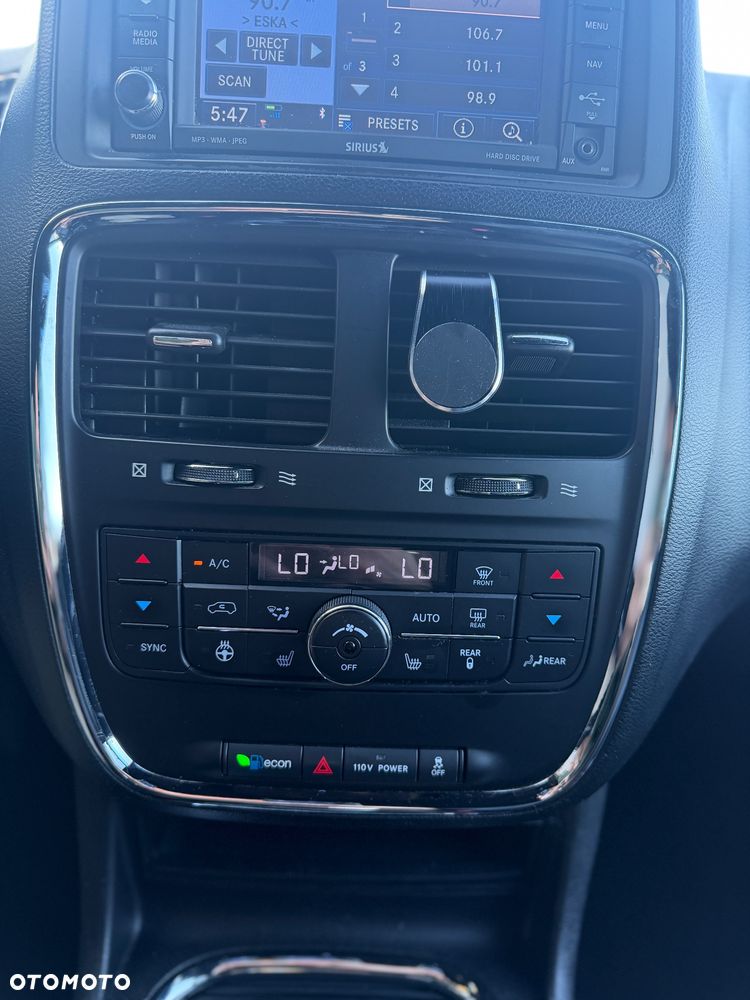 Dodge Grand Caravan - 15