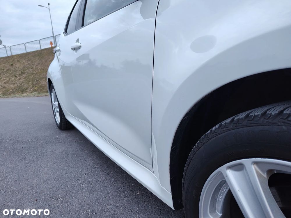 Toyota Yaris Hybrid 1.5 Executive - 21
