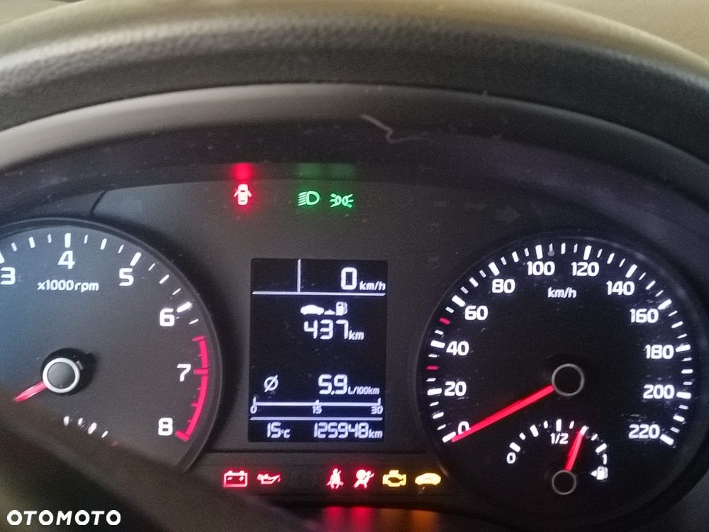 Kia Stonic 1.2 L - 6