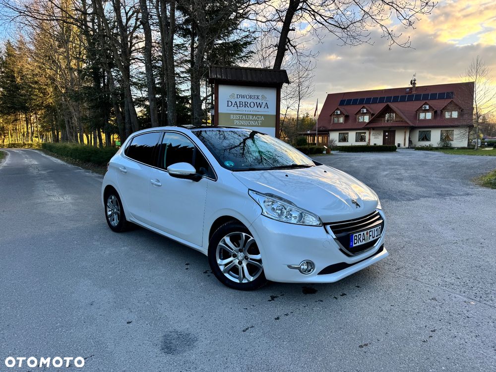Peugeot 208 1.6 e-HDi Allure STT - 2