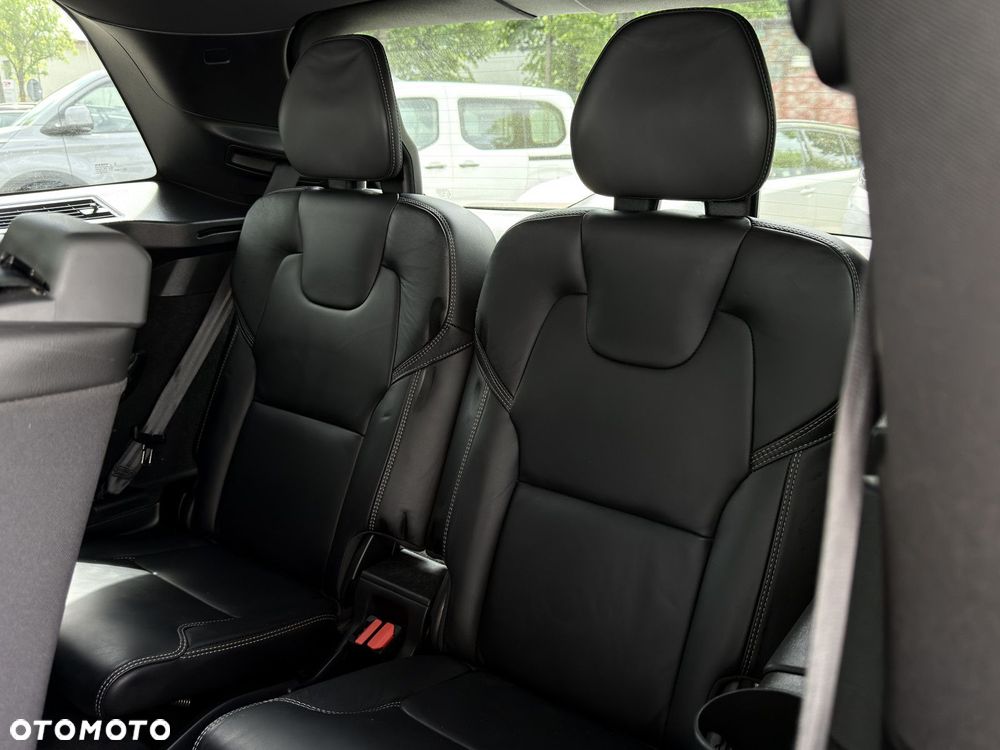 Volvo XC 90 - 15