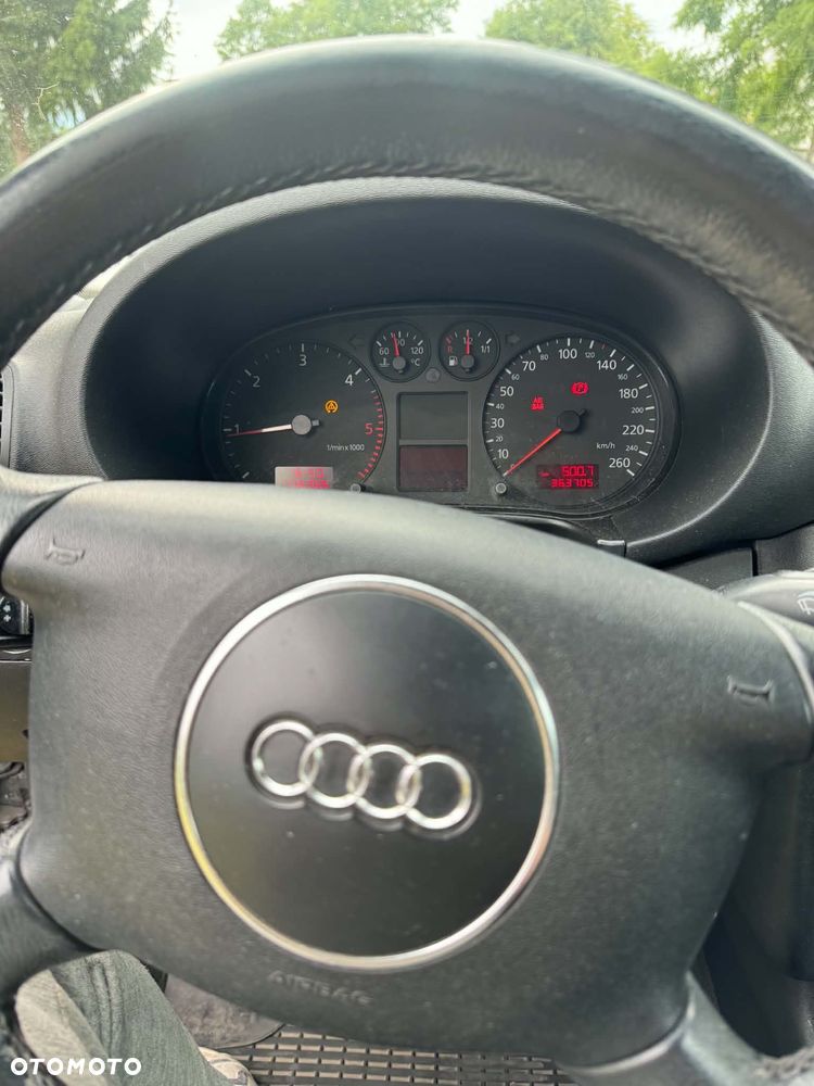 Audi A3 3-drzwiowe 1.9 TDI Ambiente - 7