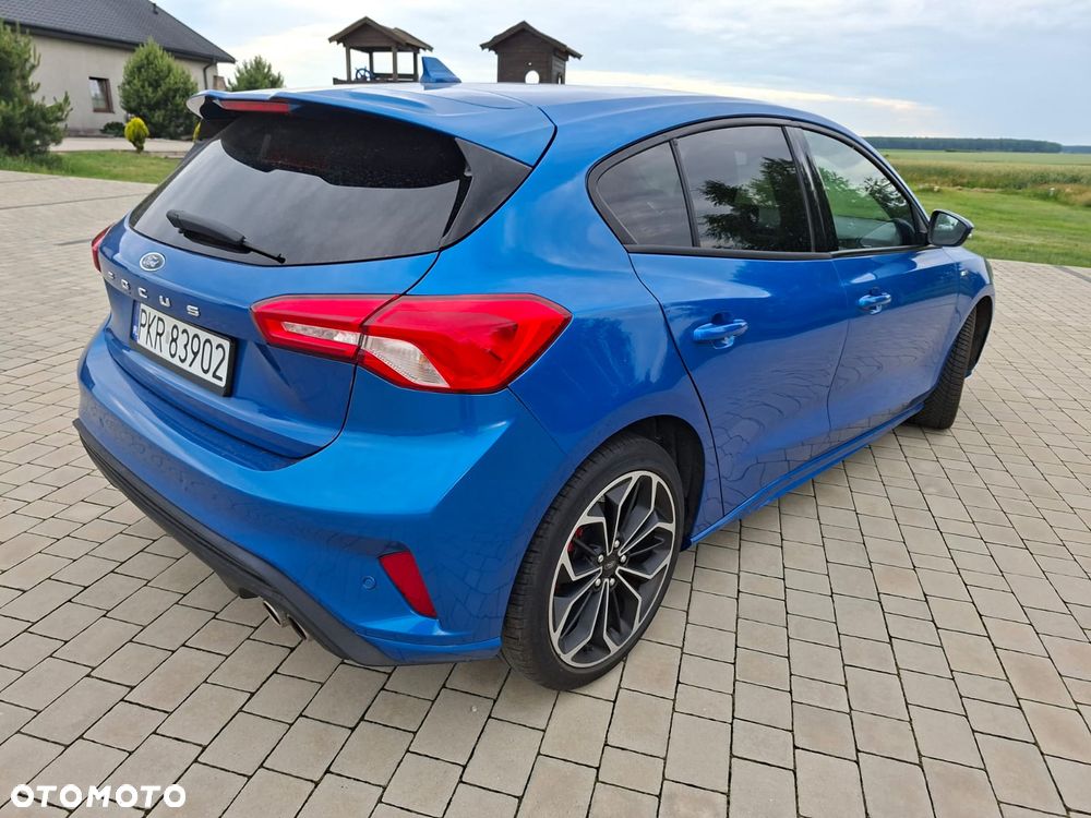 Ford Focus 1.0 EcoBoost Start-Stopp-System ST-LINE DESIGN - 9